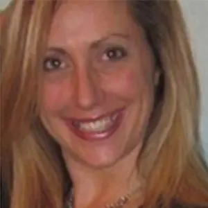 Kelly Mackillop, Infection Preventionist
